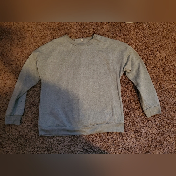 Gray sweater with black criss cross tie detaol - Picture 3 of 6